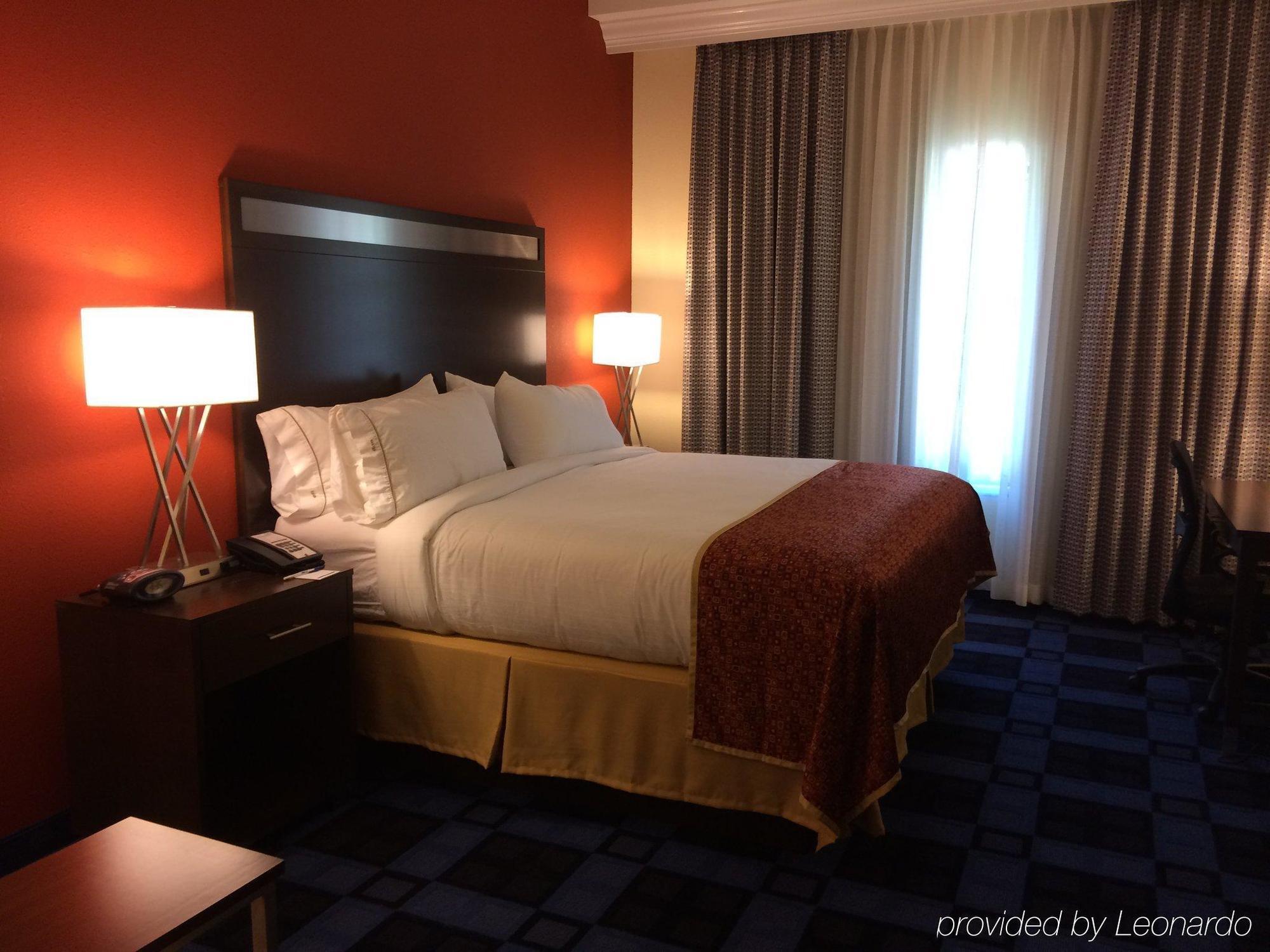 Holiday Inn Express And Suites Columbia University Area By Ihg Екстериор снимка
